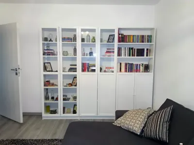 living cu carti apartament Sector 6 Bucuresti vanzare cumparare